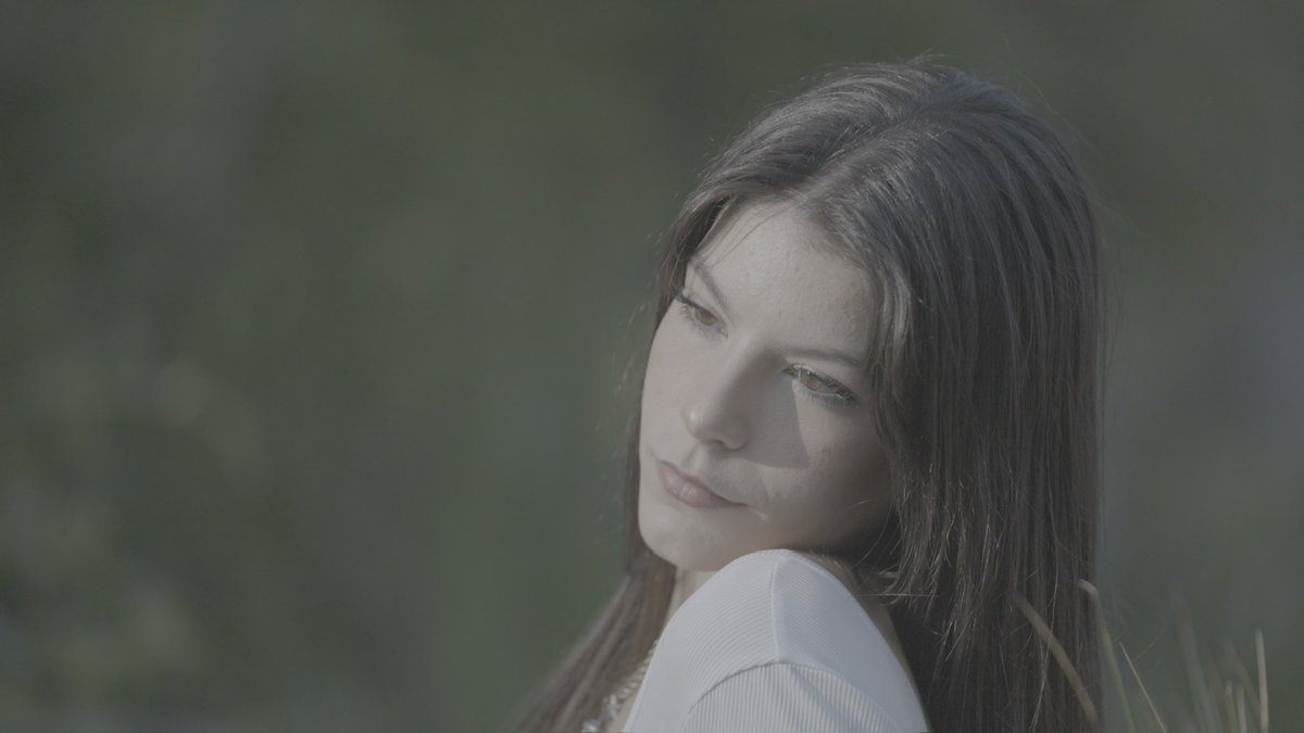 AtharvSaini2's tweet image. Before and After - Slog3 to Rec.709 in Resolve 
#colorgrading #sonyfx3 #Filmmaker #cinematography #nature #davinciresolve #blackmagicdesign #film #filmemulation #35mm #slog3