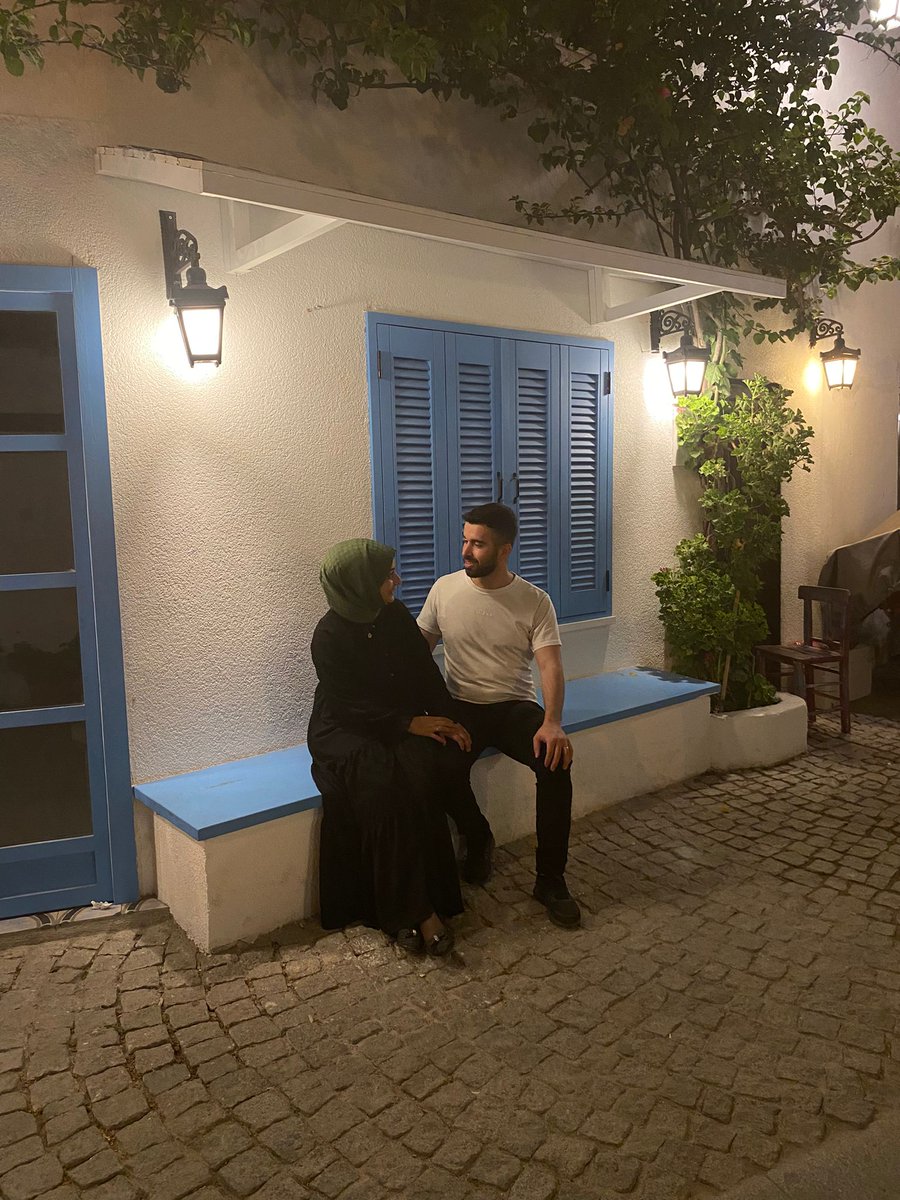 _gunesongul's tweet photo. 🤍 https://t.co/Xp22Esk1Cf