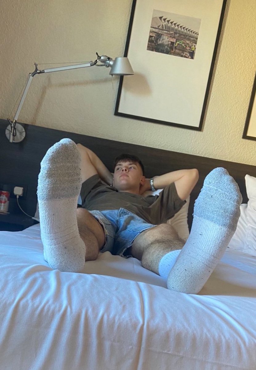 alphaT03's tweet photo. What is it about these socks that drives you crazy ? The scent ? The fact they have been worn by me all day ?

Imagine being able to worship in them in my hotel room 😏 https://t.co/9jwbw5eA2c