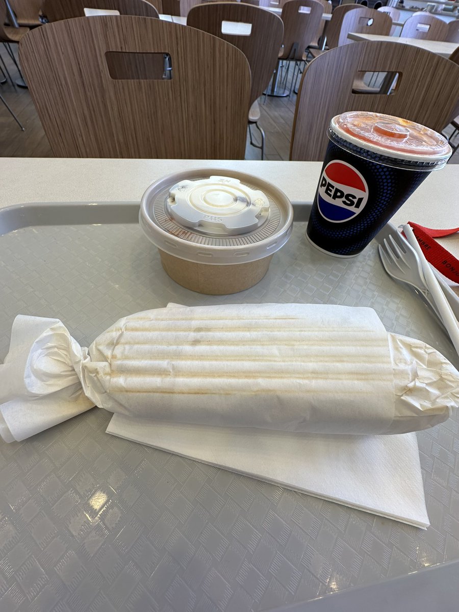 yacinelegenie's tweet image. 20,10$ pour ça moi jvais arreter de souenir le commerce de mes freres #jepense