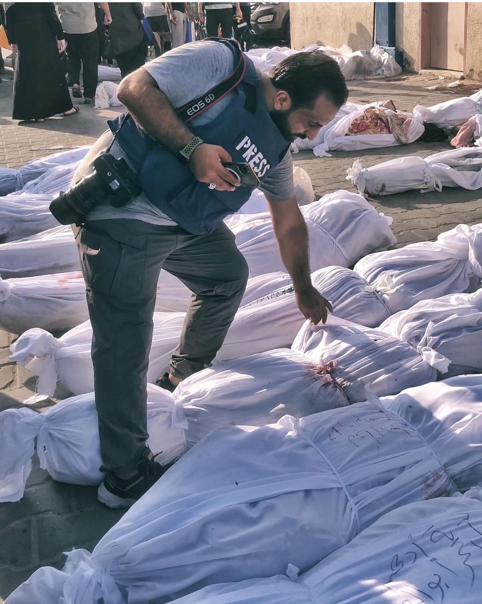 من ظنَّ أنَّ كلَّ هذا سيمضي دون عقاب
فقد أساء الأدب مع الله
ويلهم من يوم الثأر إذا حان #الساعات_القادمة #الحرب_العالمية_الثالثة #زعيم_الشرق_الاوسط #باريس2024