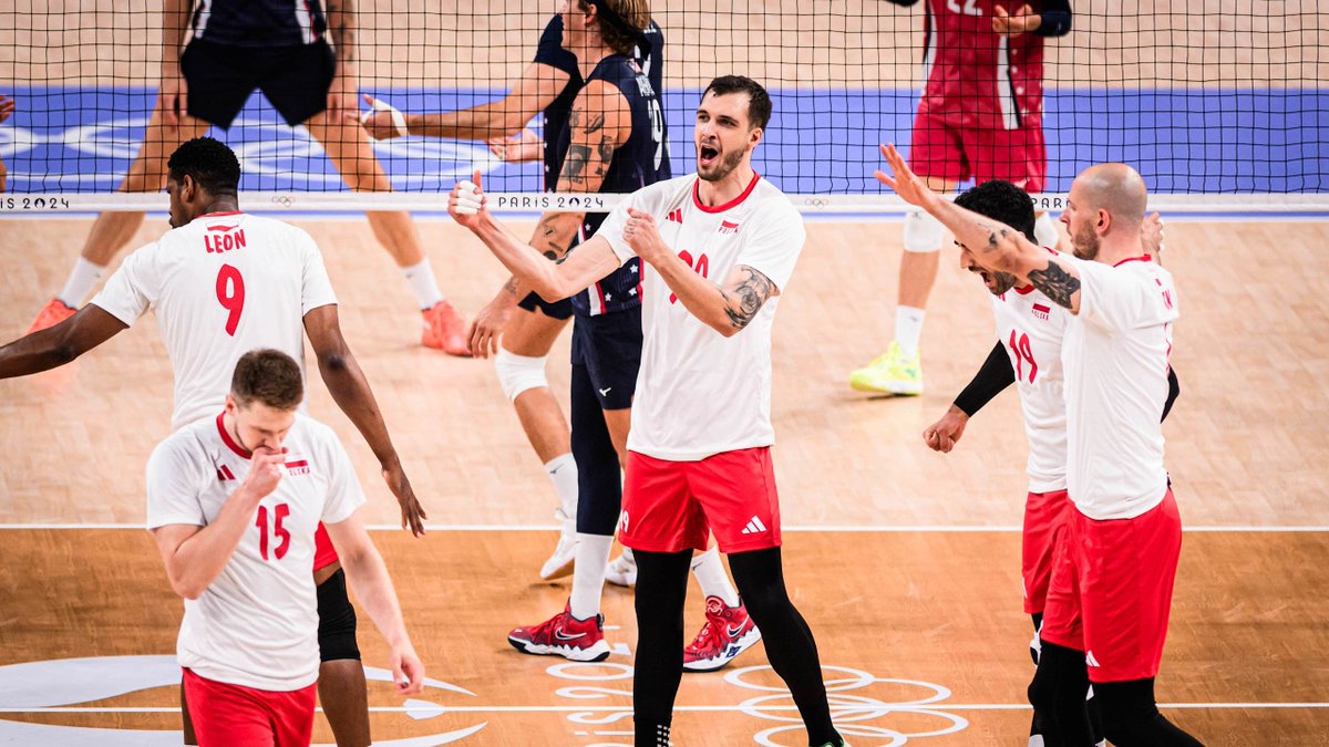Leo_Wencel's tweet photo. You can never lose faith. POL - USA 3:2. We are playing for gold!!!! ❤️💪😄❤️
FOT. PZPS
#io2024 #olympics #poland #volleyball #europeanvolleyball https://t.co/ui95DRHHxo