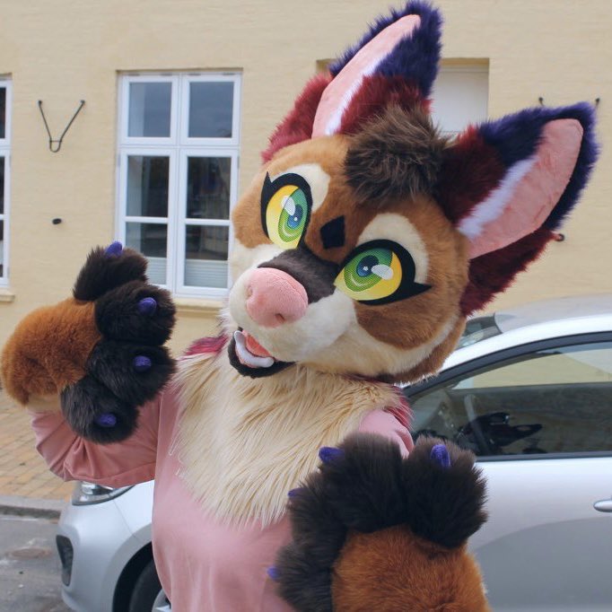 Emily_Creative's tweet photo. After a lot of thought, Ive decided to take offers on my Emily suit 

Looking for offers of 5k+
Buyer pays shipping 

Retweets are much apprichiated 🫶🏼 https://t.co/ABrf7EVcDH