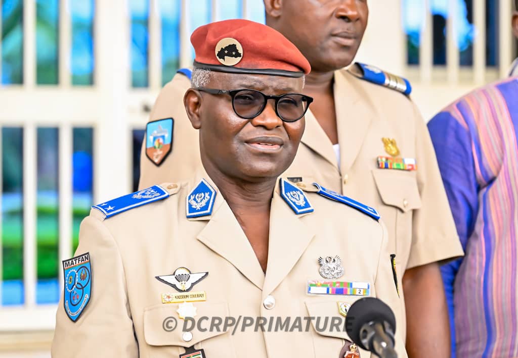 #BurkinaFaso #lutte_antiterroriste: "Nous sommes en guerre, et il ne faut plus se cacher la vérité. Quand il y a quelque chose , il faut le dire à tout le monde afin que tout le monde prenne ses précautions”, dixit Gal Kassoum Coulibaly, ministre de la défense