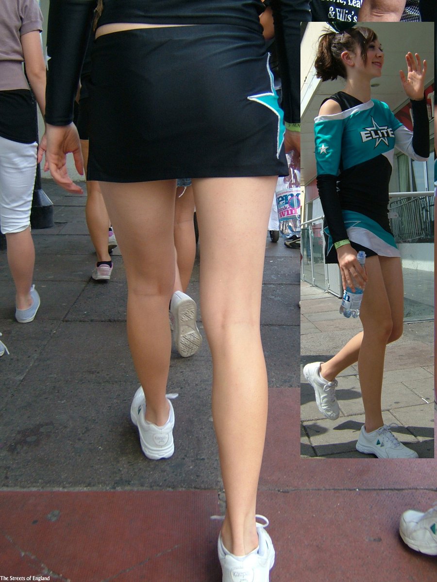 TEMTASIAN's tweet photo. #HorizontalBar #MiniskirtFashion #MiniskirtTrend https://t.co/TCEodikVOL