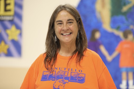 Head of the class. 🍎

New Deanna Davenport Elementary teacher, Ruth Flores starts this school year heading her own class after serving years as an educational aide. Check out how she made her dream of teaching a reality.  #VivaCanutillo

Read more ➡ tinyurl.com/yrmbtpzp