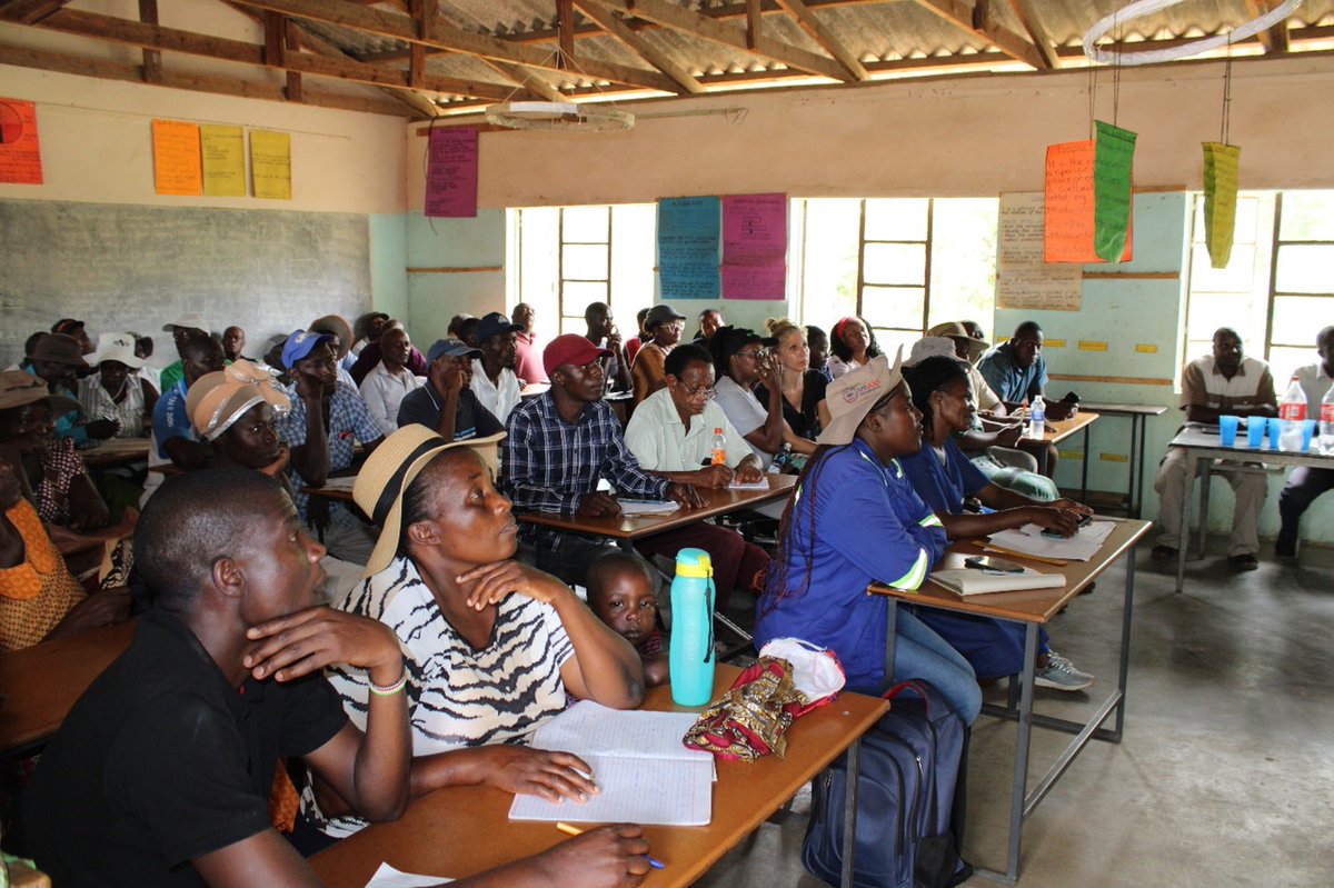 Bram Govaerts CIMMYT (@bramaccimmyt) on Twitter photo The success of the #AgroecologyInitiative in the Mbire & Murehwa districts in #Zimbabwe🇿🇼 hinges on active participation & collaboration among food system actors. Read how <a href="/CIMMYT/">CIMMYT</a> & partners are contributing to enhance the resilience of local food systems. bit.ly/3WyUGpO The success of the #AgroecologyInitiative in the Mbire & Murehwa districts in #Zimbabwe🇿🇼 hinges on active participation & collaboration among food system actors. Read how <a href="/CIMMYT/">CIMMYT</a> & partners are contributing to enhance the resilience of local food systems. bit.ly/3WyUGpO