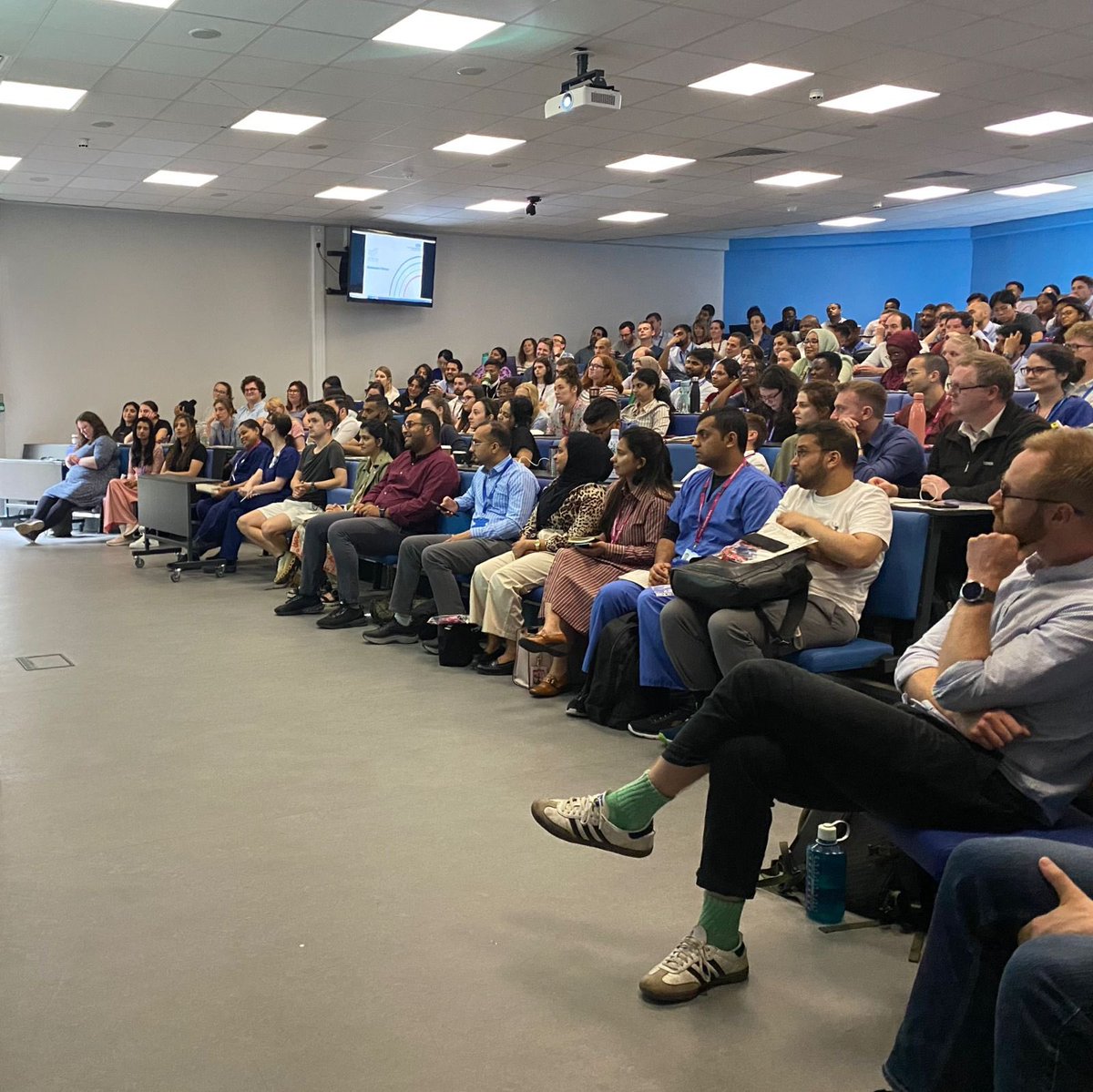 Huge welcome to all the new doctors who started within South Tees Hospitals
<a href="/SouthTees/">South Tees Hospitals</a> <a href="/NHSEngland/">NHS England</a> <a href="/IanBlain/">Ian Blain</a>