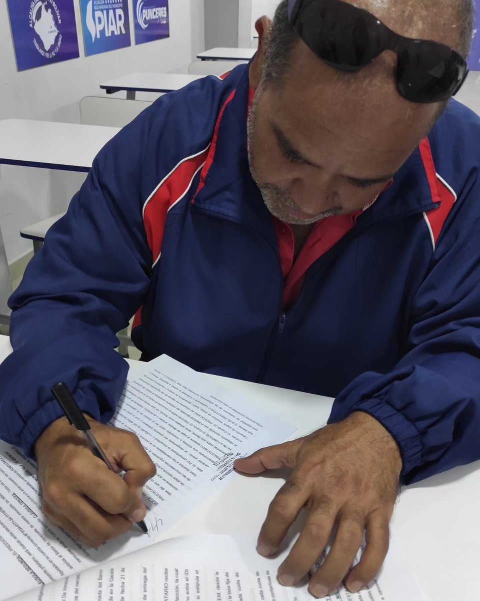 ¡Más emprendedores monaguenses recibiendo el impulso que necesitan!  #Fondeem y #EmprenderJuntos celebramos el financiamiento de 7 nuevos proyectos. ¡Juntos construimos un futuro más próspero para nuestro estado! 🇻🇪 #Monagas