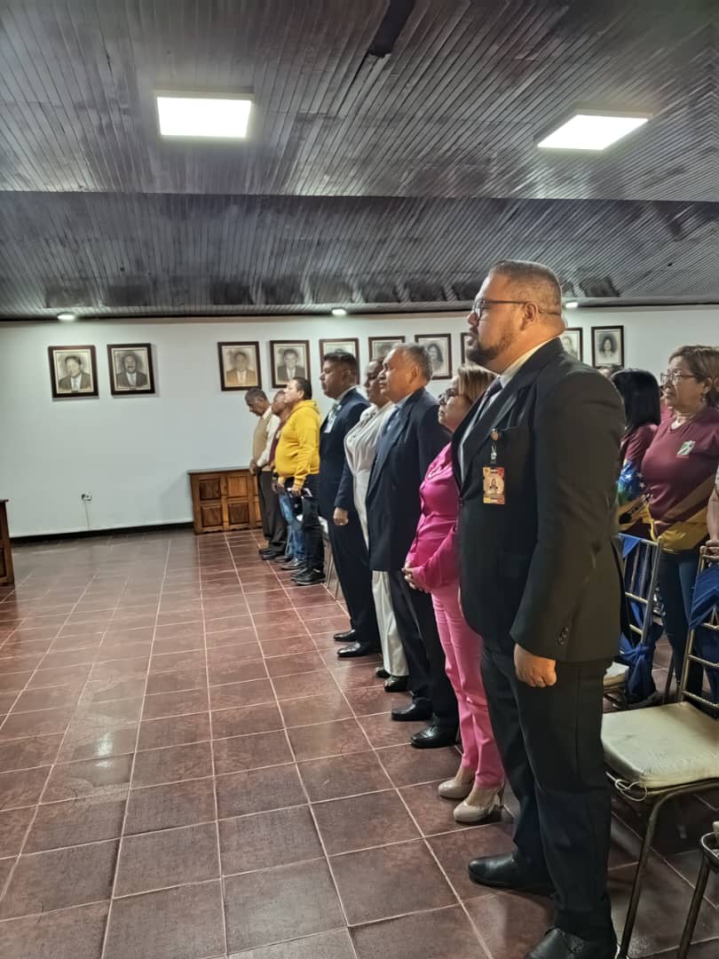dp_regiones's tweet photo. #NotiRegiones 🗞️|| El  Coordinador de la Unidad Regional del estado Delta Amacuro, Abog. Javier  Romero, participó en el Acto Conmemorativo de los 24 años de  Aniversario del Consejo Legislativo del estado. https://t.co/g6d1Bdw55m