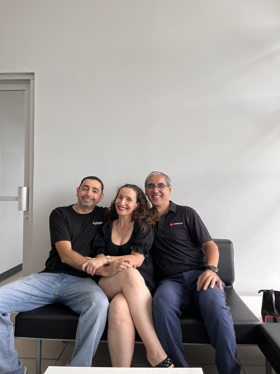 rsalazar_ace's tweet image. @Pythian meetup in Costa Rica ! 🇨🇷 
@ncalerouy 
@OlgaSerrano  
#LAOUCCR24
#LaoucTour24
#pythianlife
