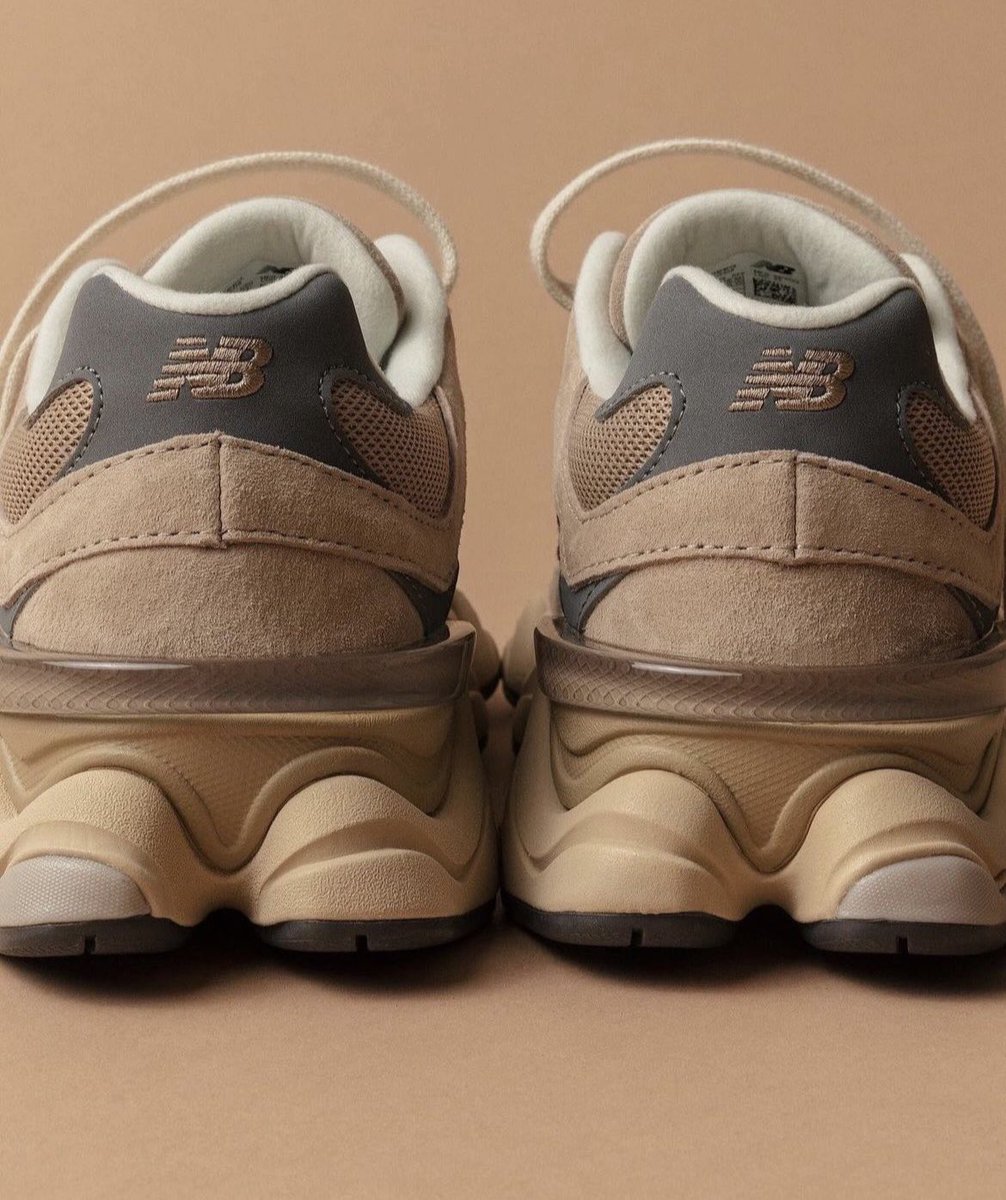 JustFreshKicks tweet media