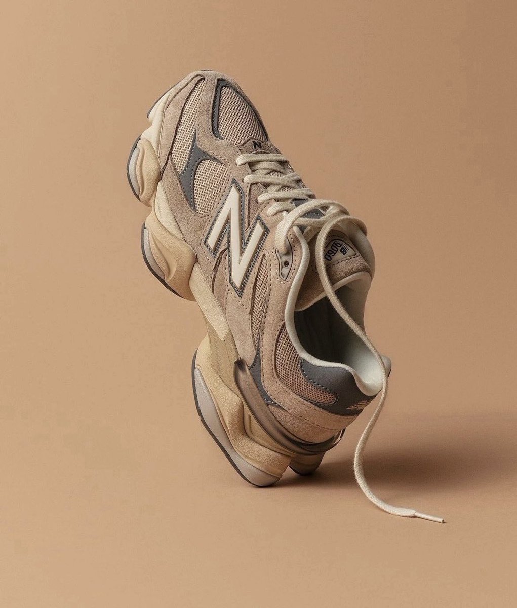 New Balance 9060 ‘Honeycomb’ 🍯

SP:bit.ly/3WFgVKu
SN:bit.ly/3AggYVG