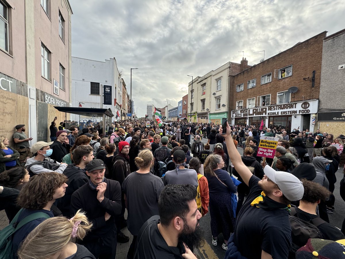 Good people of the world from the good people of Bristol. This is us. Now. Show haters that we are the many and they are the few. RT this if you want to help drown out racism, intolerance, discrimination. Peace, love and unity.