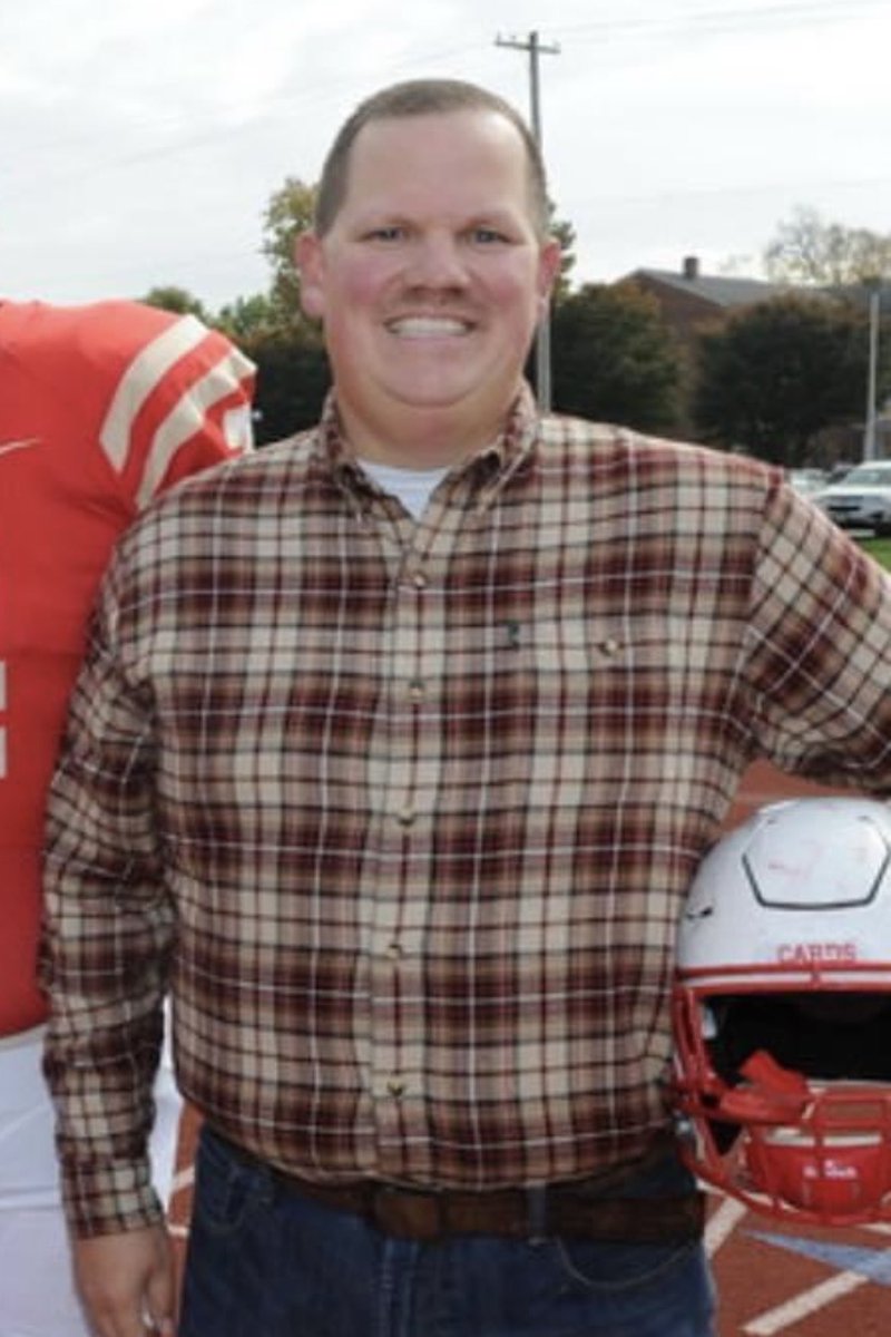 Who has two thumbs and it’s his birthday? This guy! If you see Chris Troyer today, wish our wonderful athletic trainer happy birthday!!