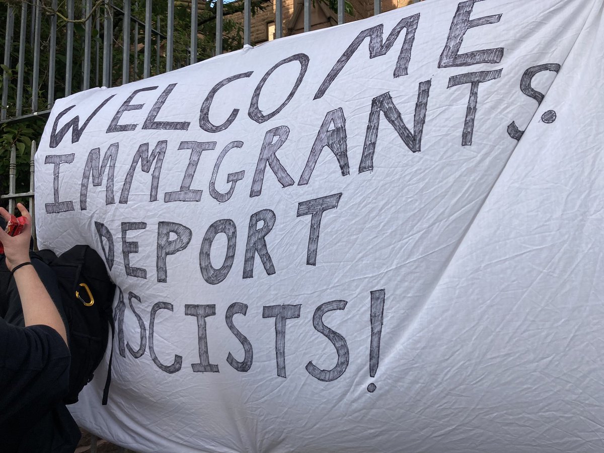JoshHalliday's tweet photo. Few of the signs on display in Liverpool tonight. Chants of “Say it loud, say it clear, refugees are welcome here” followed by a huge round of applause. https://t.co/0B1FP8W66e