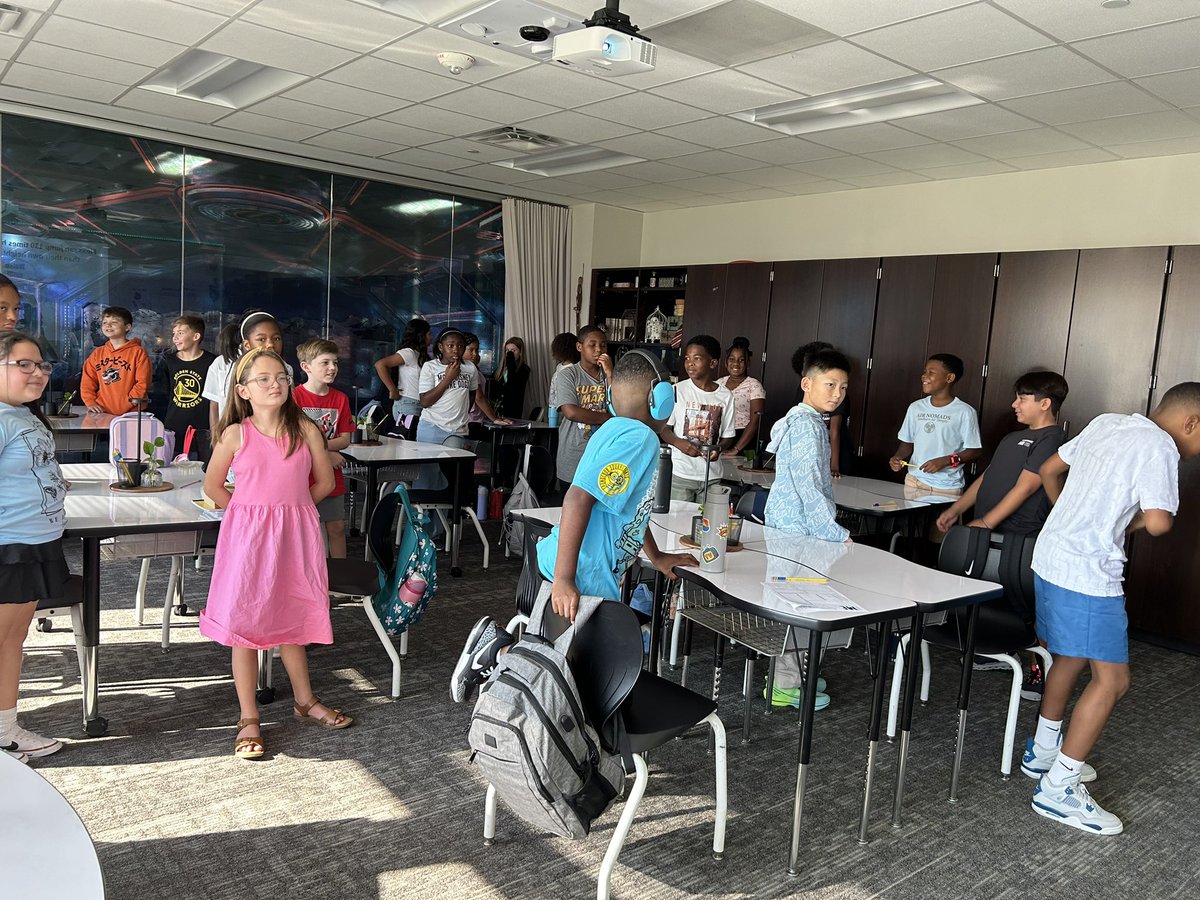 I had a blast kicking off Science with Fifth Grade this morning.  Weird Science facts - true or false was a great way to start the day! <a href="/DebbieHavnen/">Debbie Havnen</a> <a href="/HumbleISD_CE/">Centennial Elementary</a> <a href="/Humble_Science/">Humble ISD Elementary Science</a>