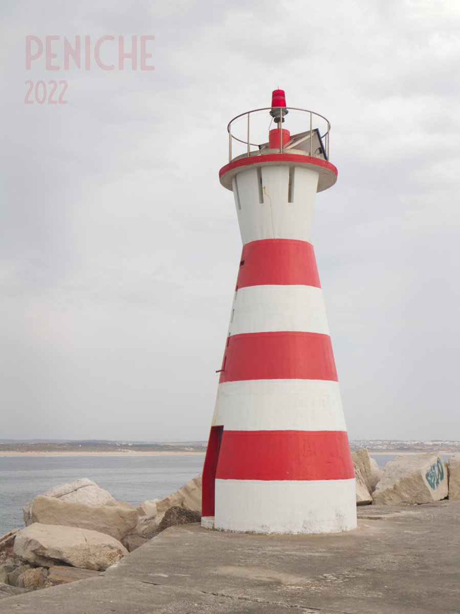 amosom's tweet photo. @Pedro_Torrijos Faro de Peniche (Portugal), verano de 2022. Siento las letras en la foto. La original la tengo en el ordenador. https://t.co/WLetGpzJWR