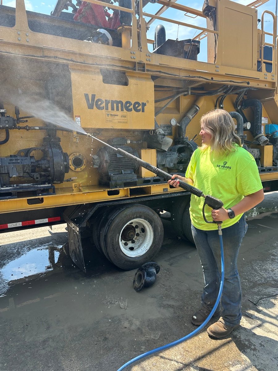 QIIICareerTech's tweet image. .@QuestarIII #BOCES #HeavyEquipment students are hard at work this summer! With our #YouthApprenticeshipProgram, Mackenzie Madisyn &amp;amp; Josh are getting 200 hours of paid, on the job training before returning to their program this fall! #QuestarIII #CTE #CareerTechEd