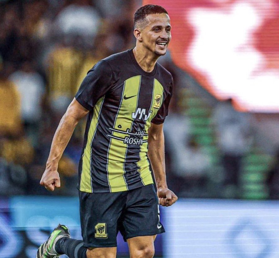 وش وضعه مع الأصابات هذا اللاعب ؟