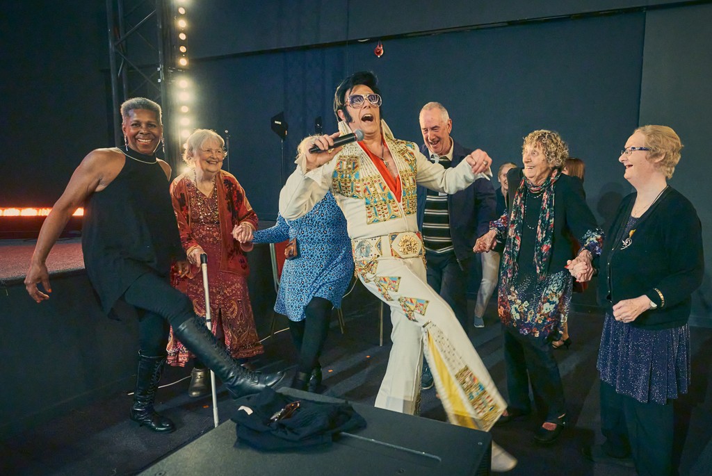 TTTBCharity's tweet photo. Remembering the good times...
β¨Our 10th Anniversary party with ELVISβ¨
Celebrating our achievements with our community is very important to us... as they help make the amazing stuff happen! πβπ
#TimeToTalkBefriending #Community #CelebratingTogether https://t.co/th4EitfqRX