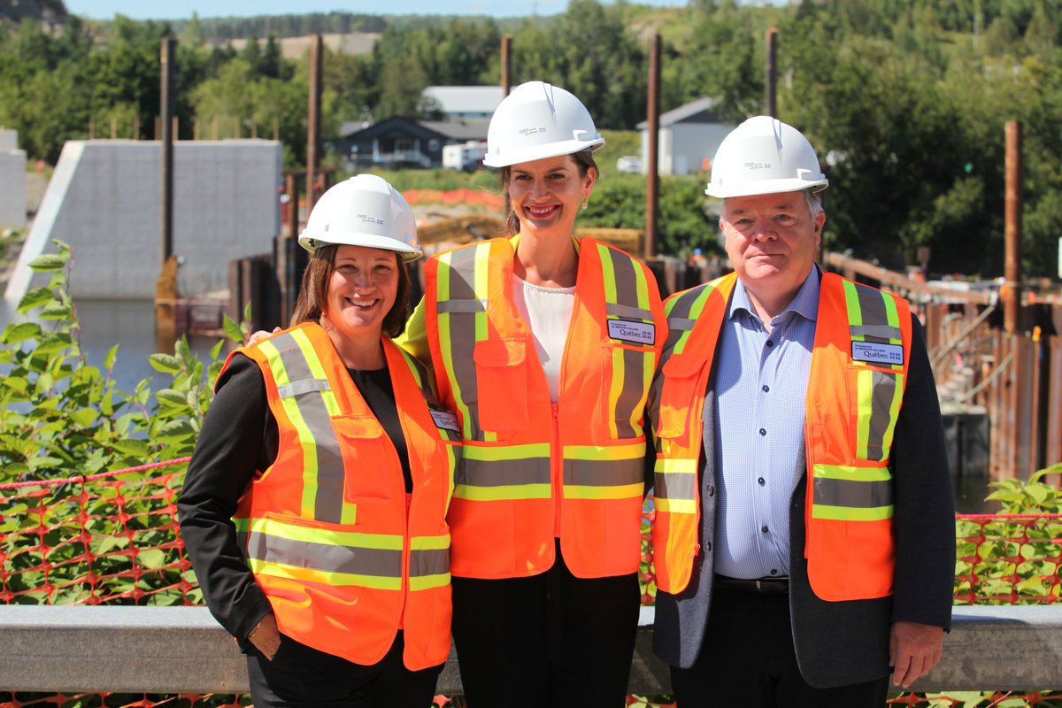 EnBeauce.com (@enbeauce) on Twitter photo 📢 Tring-Jonction : Québec remet 2,5 M$ à KSM Inc. pour son projet de voie ferroviaire
📲 Lisez l’article complet ici : enbeauce.com/actualites/aff…
N’hésitez pas à retweeter et commenter ! 👇
#Beauce #ChaudièreAppalaches #Québec #Actu #Locale #Nouvelles <a href="/GouvQc/">Gouvernement du Québec</a> <a href="/GGuilbaultCAQ/">Geneviève Guilbault</a> 📢 Tring-Jonction : Québec remet 2,5 M$ à KSM Inc. pour son projet de voie ferroviaire
📲 Lisez l’article complet ici : enbeauce.com/actualites/aff…
N’hésitez pas à retweeter et commenter ! 👇
#Beauce #ChaudièreAppalaches #Québec #Actu #Locale #Nouvelles <a href="/GouvQc/">Gouvernement du Québec</a> <a href="/GGuilbaultCAQ/">Geneviève Guilbault</a>