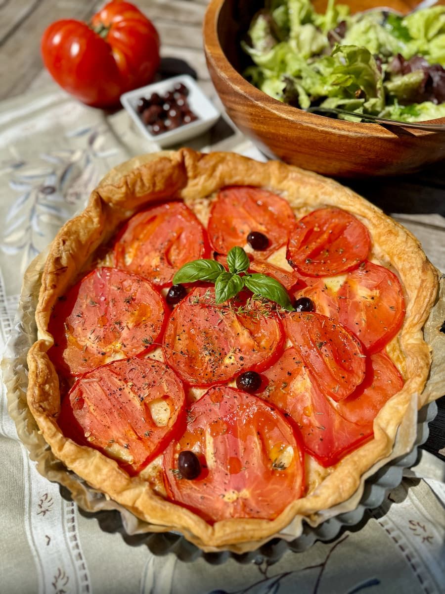 Jill_Colonna's tweet image. New Recipe just published for tomato season! French tomato tart - the simplest taste of Provence for the perfect summer lunch or appetizer buff.ly/3yD5aMD

#tomatotart #frenchrecipe #tomatorecipe