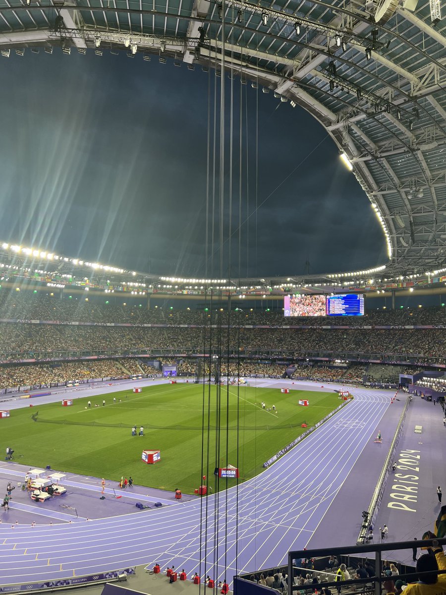 drmatthislop's tweet image. Congratulations Matt Denny- bronze in discus- huge! #paris2024