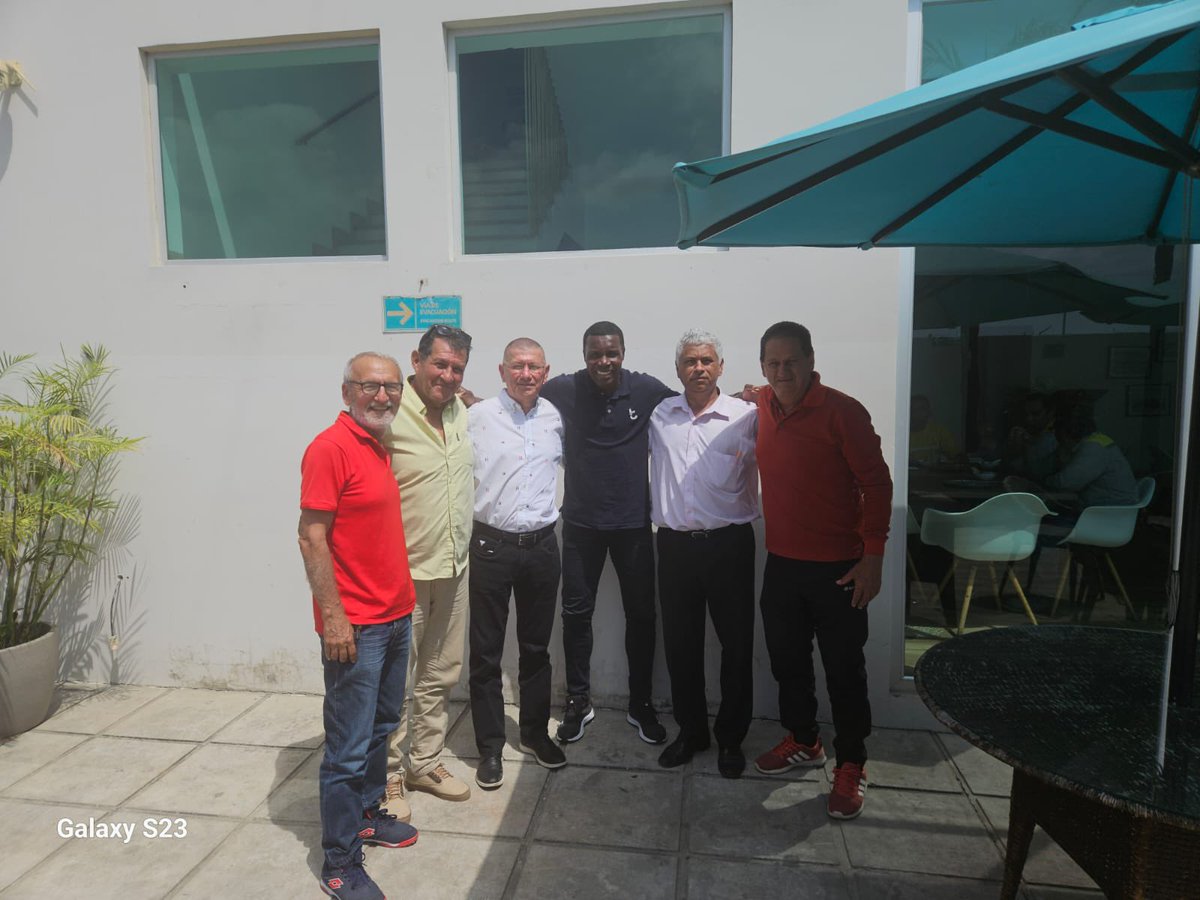 Cerramos  nuestro recorrido Nacional de nuestras asociaciones provinciales. Es un trabajo duro pero cuando hay un proyecto planificado con visión y misión las cosas se facilitan. Gracias Manabi. #respetoaljugador #nuevaafe #estructurasprovinciales