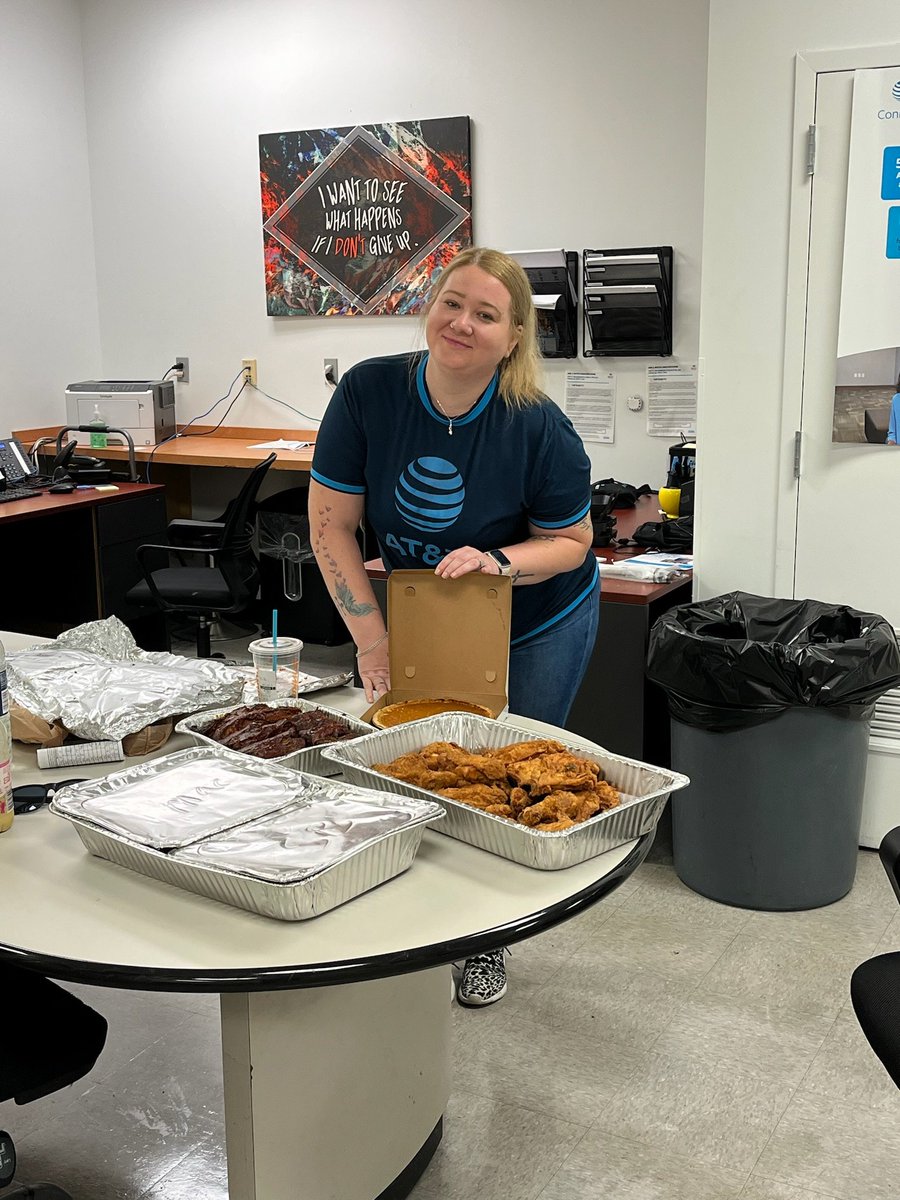 Celeta Hunter (@hunter_celeta) on Twitter photo <a href="/ringer_brandy/">Brandy Ringer</a> went above and beyond to resolve a issue for one of our Buisness Customers yesterday. They were so appreciative they brought lunch for the squad! Keep being GREAT, B Money! <a href="/ringer_brandy/">Brandy Ringer</a> went above and beyond to resolve a issue for one of our Buisness Customers yesterday. They were so appreciative they brought lunch for the squad! Keep being GREAT, B Money!