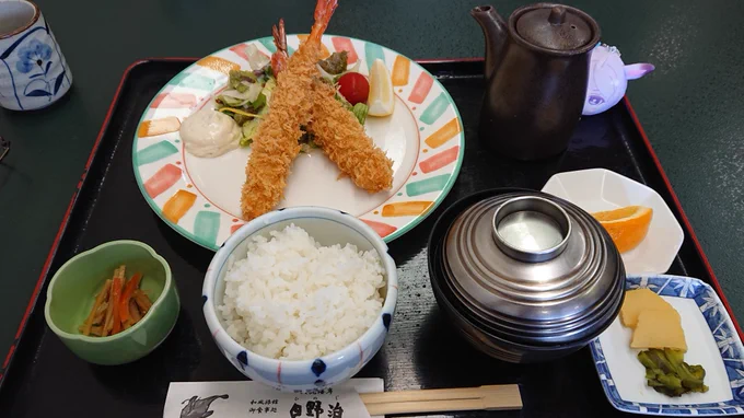 戦車の街でお昼ごはん!