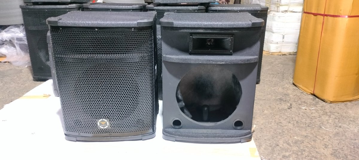 UniquePro3's tweet photo. Unique pro Single 12 home sound system Cabinet #dj #bass #homeaudio #woofer #post #trending #trance #uniquepro #top10 #soundcheck #viral #bestproduct #delhi #india #breakin https://t.co/PExYCZ01OW