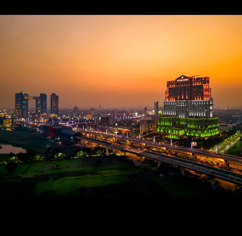 UKinKolkata's tweet photo. Wishing you all a happy #IndependenceDay2024 

Kolkata - Keep shining 

©️Photo Credit: Ritesh Ghosh (Used with permission) https://t.co/xC3ykpRxSL