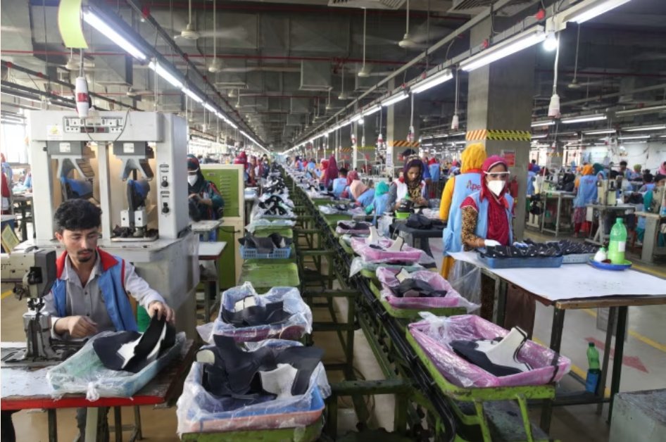 Exclusive: Top fashion brands are shifting orders away from Bangladesh amid the turmoil that surrounded the government's collapse, manufacturers say.

Winter season deliveries are delayed and factories owned by suppliers to H&amp;M, Zara etc were torched on.ft.com/3SNZoih