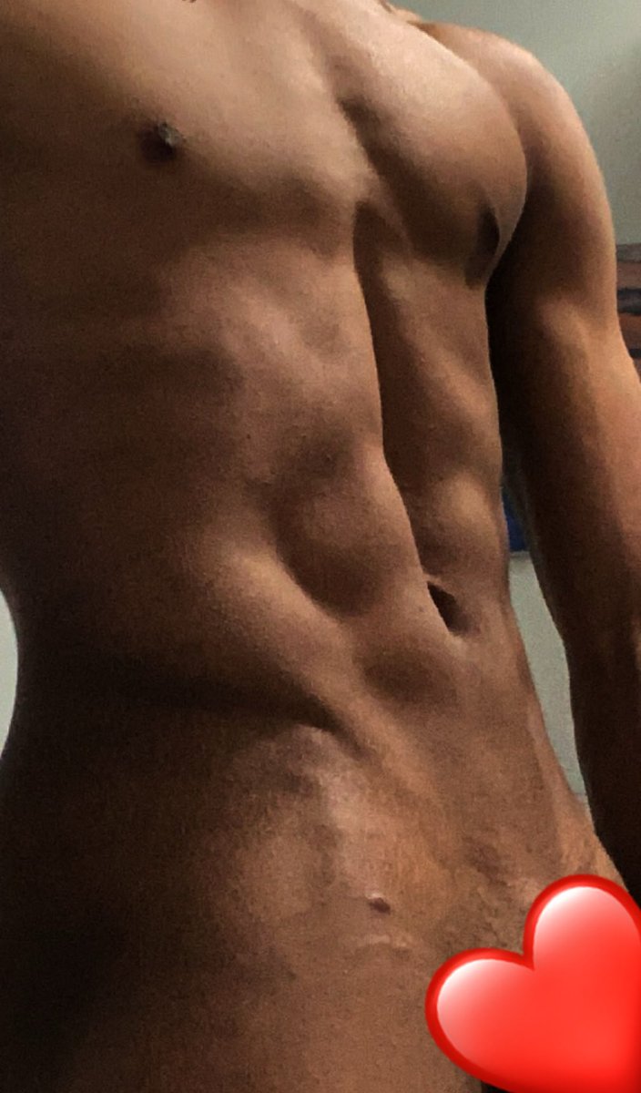 Blehh444's tweet photo. Pinned!! #nsfwtw #nsfw 
. He/him
.19
. Straight
. Looking for “friends” :)
.MDNI https://t.co/JZKZjrEcal