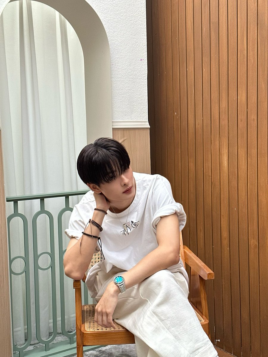 khunppol tweet picture