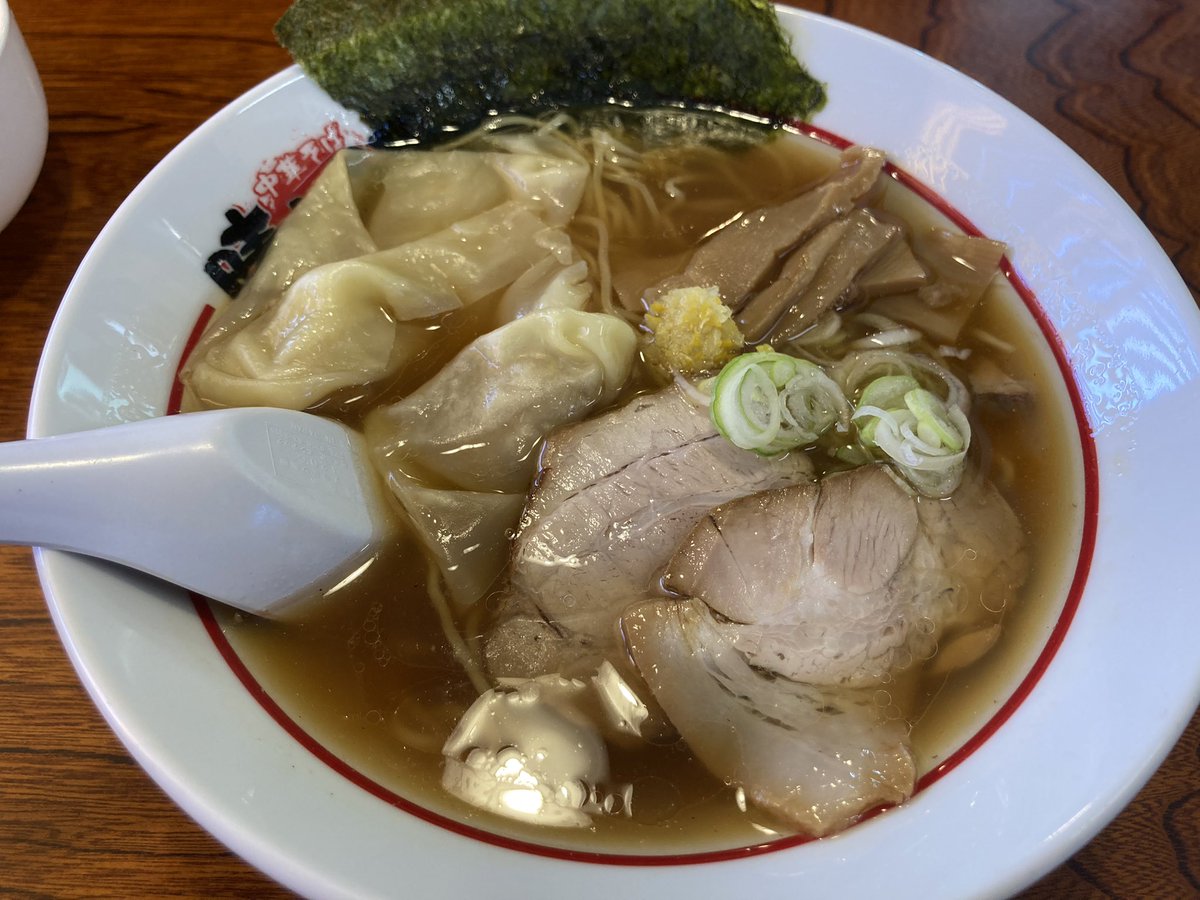 北上　晴れる屋
ワンタン麺1000円