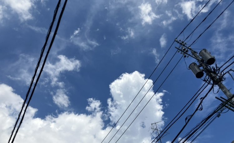 「少しは夏をえんじょ…ぃ…東京都下、福生以外に路面店があるの知らなかった。迷わずウ」|槻城ゆう子＊漫画新作準備中のイラスト