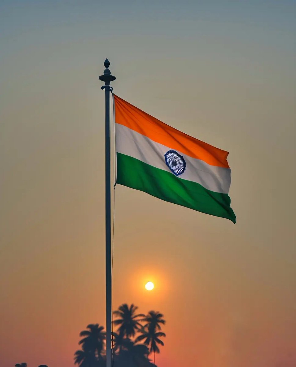 Happy Independence Day to all 🫡🇮🇳.
May the flag of our nation always fly high &amp; may our hearts always be filled with pride.

Let's keep the memories of all the people who sacrificed their lives for our country... 🇮🇳🇮🇳🚩
#HappyIndependenceDay2024