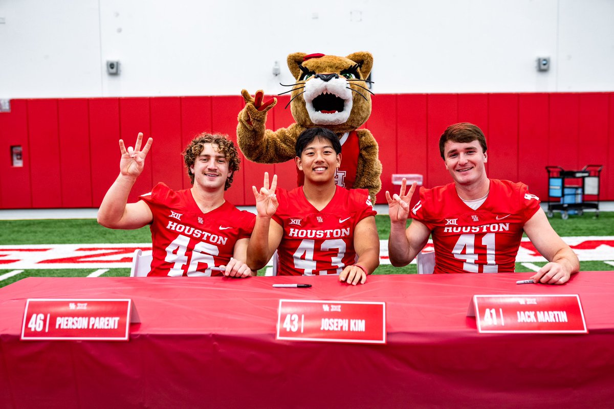 Houston Football tweet media