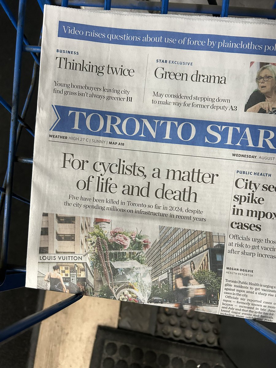 pedrobarataTO's tweet photo. Yup @TorontoStar, crazy for a long while, we can’t go backwards. A suggestion: cops should prioritize danger &amp; impact, ie cars. Stop randomly harassing cyclists &amp; spend precious time on drivers blowing through stop signs, parking on cycle lanes, let’s get focused #cycletoronto https://t.co/3pGGiY2Oua