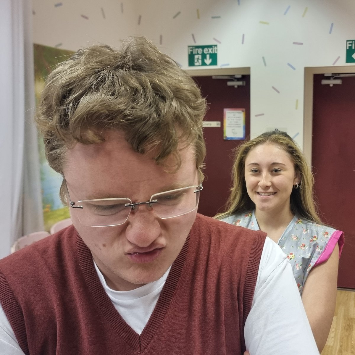 Why on earth is Tom pulling these faces at Lucy? Find out by coming to watch our family World War II drama WE'LL MEET AGAIN at the Floral Pavilion in New Brighton.

📆WED 28th AUG at 2:45pm
🎟TICKETS - n9.cl/dus37
📱BOX OFFICE - 0151 666 0000

#wtfest #drama #festival