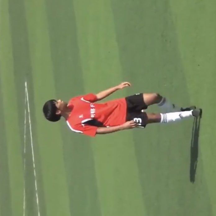 swlovezone's tweet photo. sunwoo on the field….🤍⚽️ https://t.co/EIgCR0ehuG