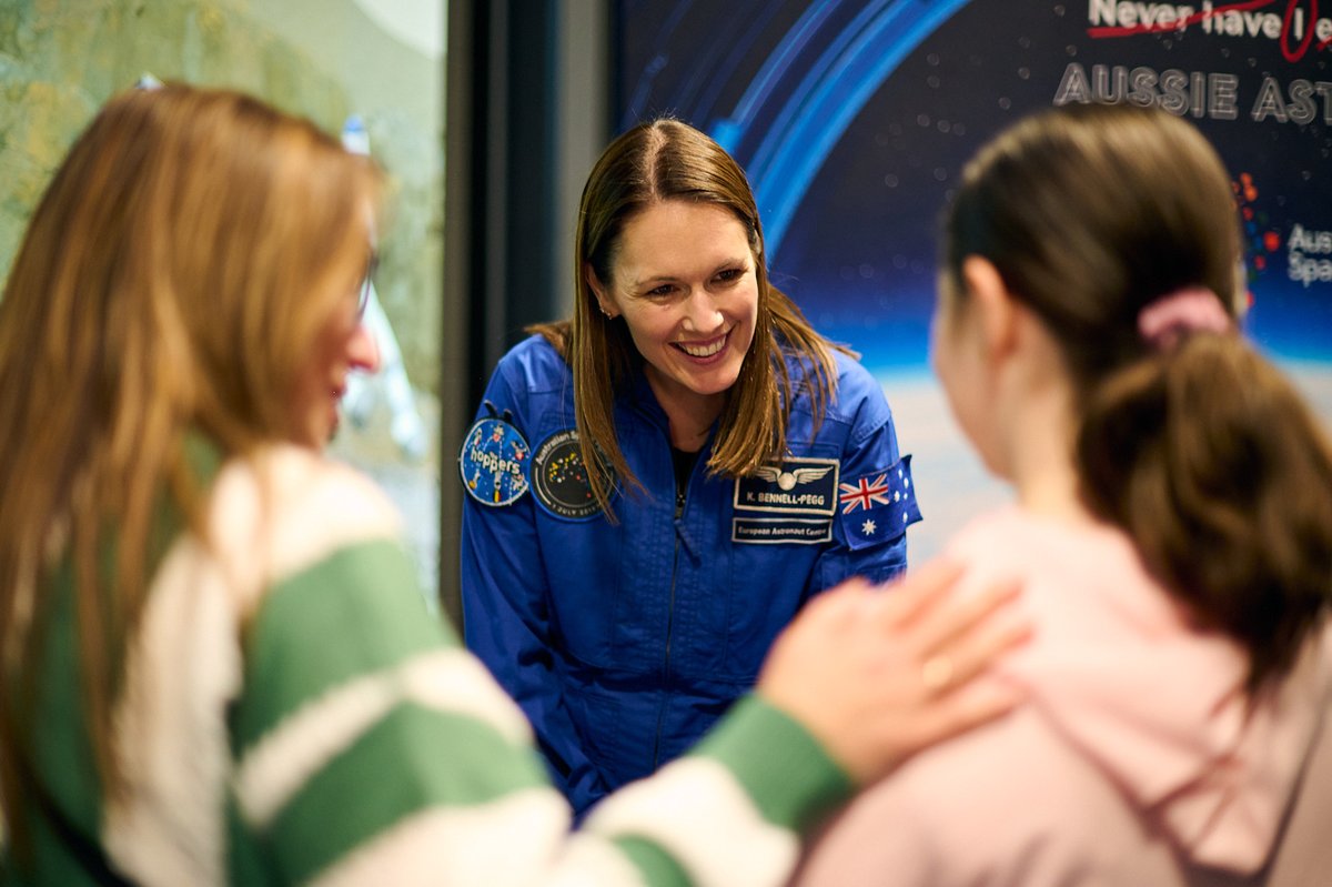 I had a blast 🚀 hanging out at <a href="/scienceworks_mv/">Scienceworks</a> on the weekend for <a href="/Aus_ScienceWeek/">NationalScienceWeek</a> – we had an amazing turnout and I got to meet many of our next generation STEM ✨ superstars! Thank you for having me 🙏 

📷 Photography by Eugene Hyland. Source: Museums Victoria