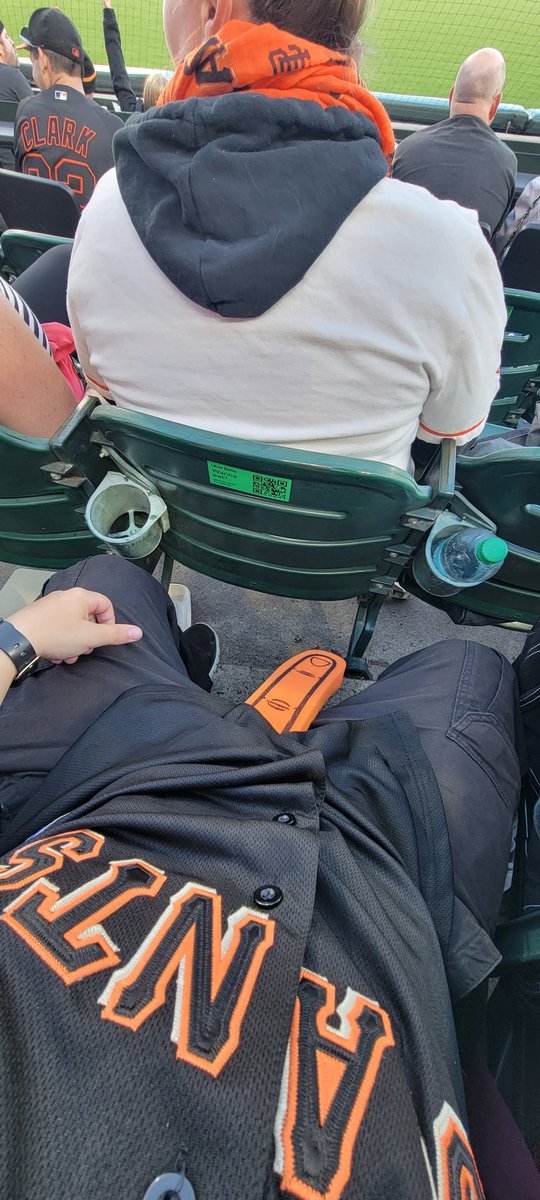 crazylemon183's tweet photo. Robbie Ray can suck my dick, what was this 1st inning https://t.co/FKAb0902Sf