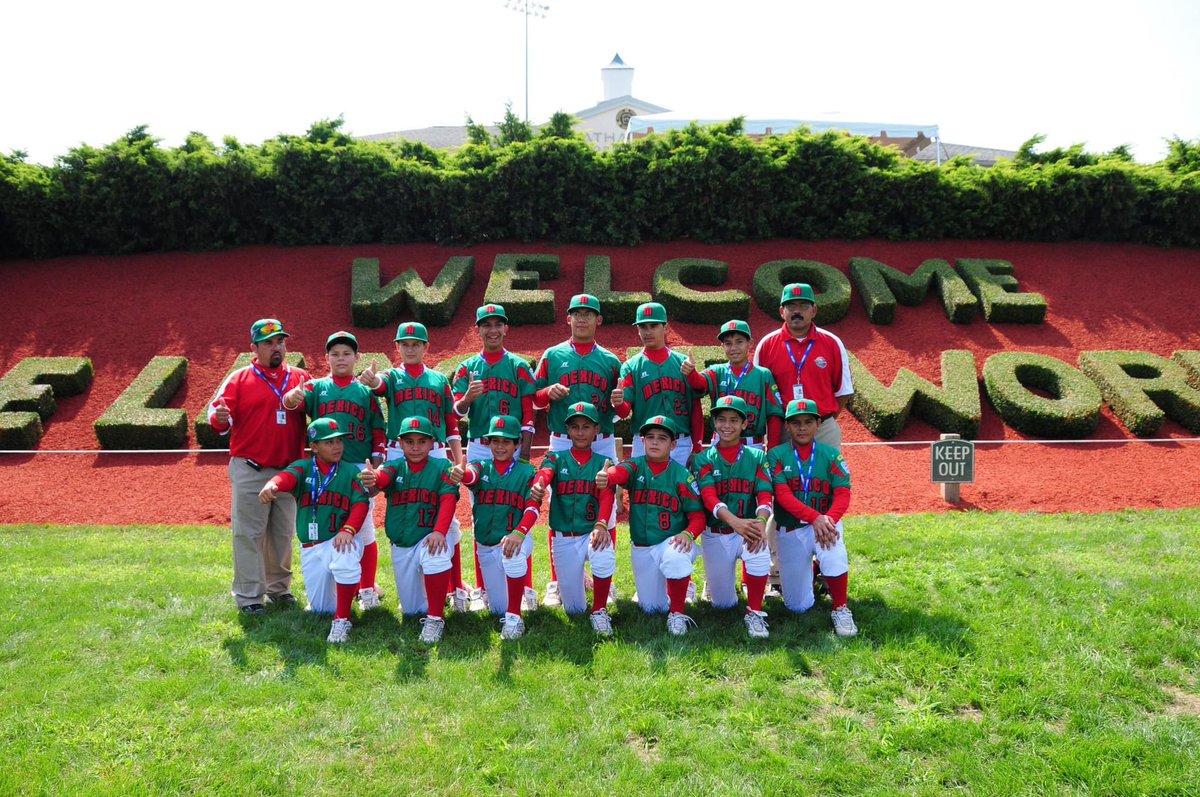 CesarBolanos's tweet photo. @Antonio_Rosique #HomeRunAzteca otro dato histórico de béisbol en Nuevo Laredo es que hace 14 años por primera vez un equipo de la ciudad (de la Liga Oriente)  llegó a la Serie Mundial de Ligas Pequeñas. https://t.co/Nyr6Elst07