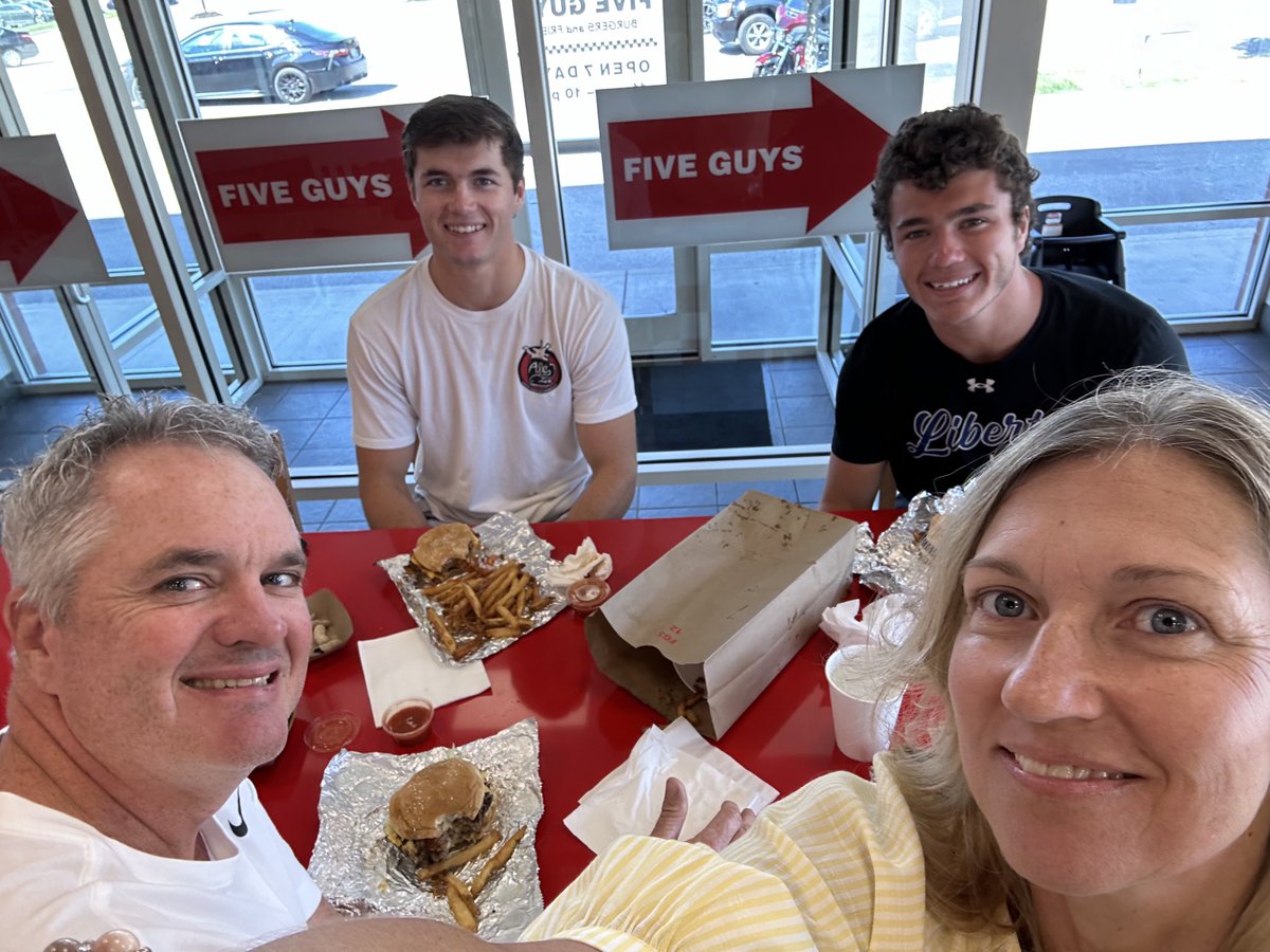 Hard to believe it’s that time of year again.  GOODLUCK at The Ohio State University young men🙌❤️⁦<a href="/fitzjayce/">Jayce Fitzpatrick</a>⁩ ⁦<a href="/Btfitz20/">Broc Fitzpatrick</a>⁩