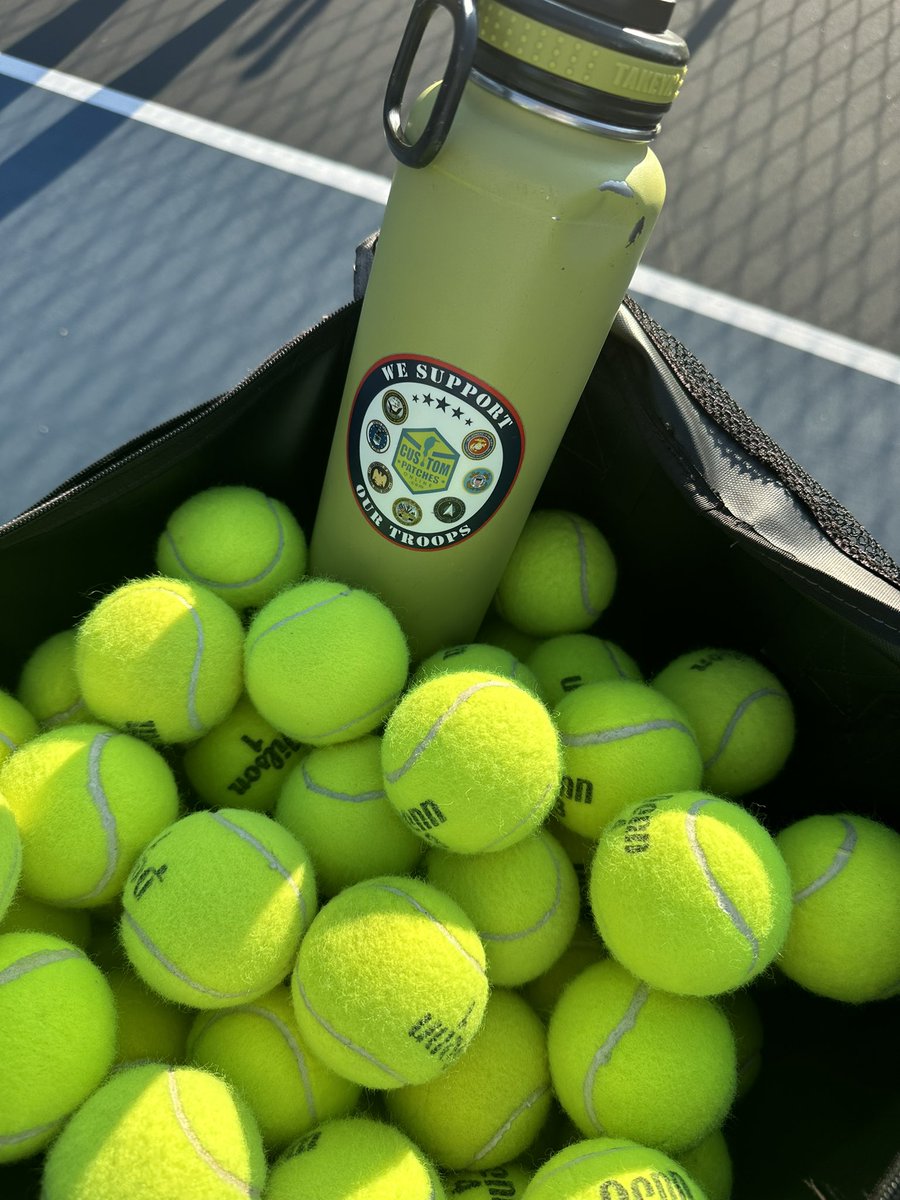 IndependenceArk's tweet photo. @JusJewelz @Logoventura 100โs of people daily fill up this particular basket of tennis balls asking who is custom patches ๐ #WeSupportOurTroops https://t.co/3aCvePqtyQ