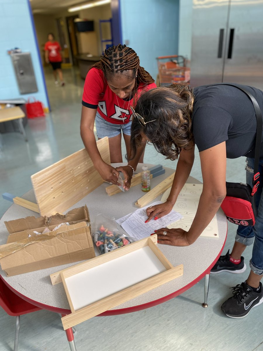 easternregdst's tweet image. Community Service Impact Day Recap: Simons Recreation Center! Photos by Soror Celeste Dow #ServiceIsWhatWeDo
#DST1913 #DSTRegionalConf2024 
#EA54thRegionalConference
#ElevatingSisterlyAffection