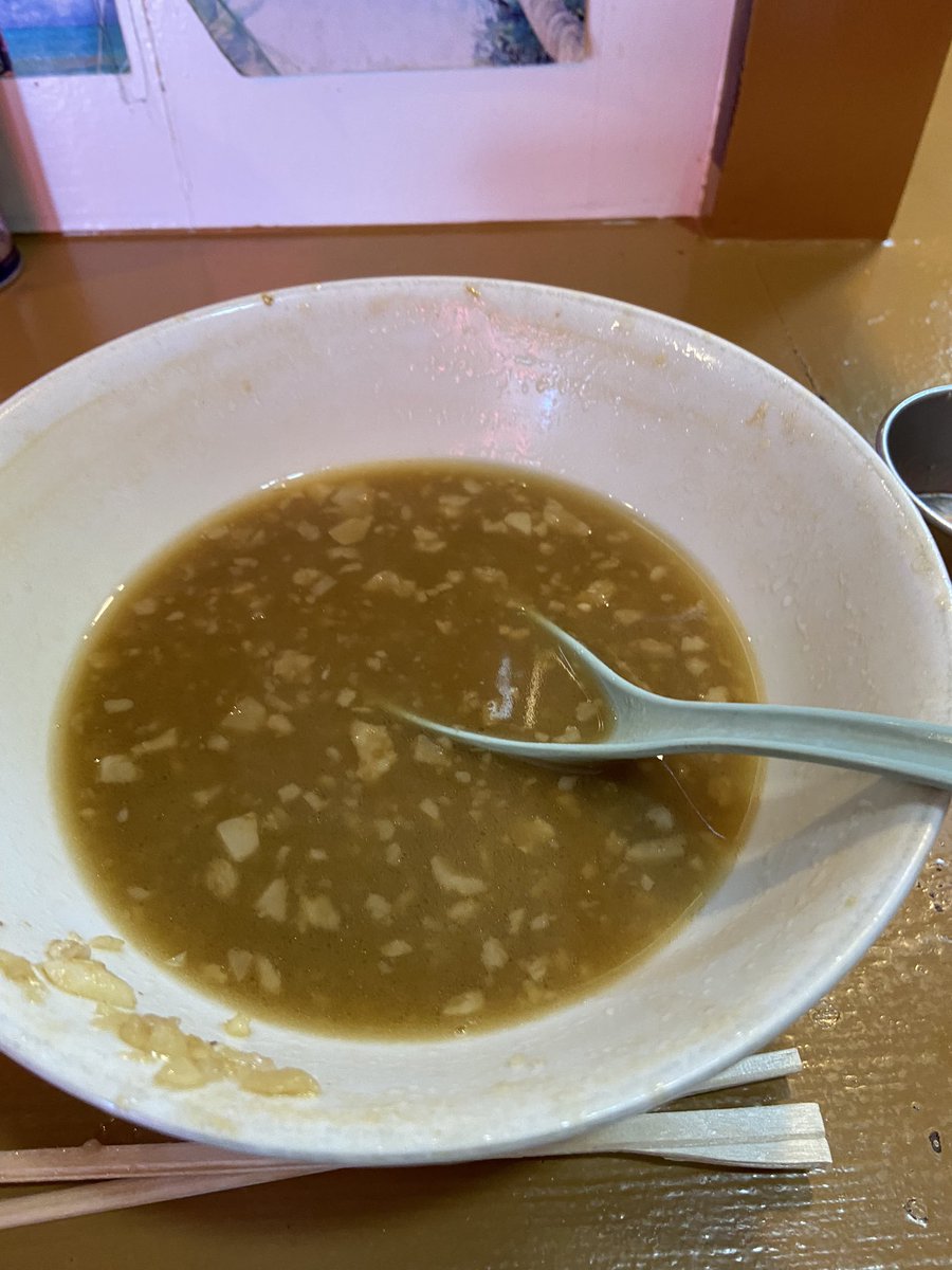 食べきった！
油で腹いっぱいだぁ